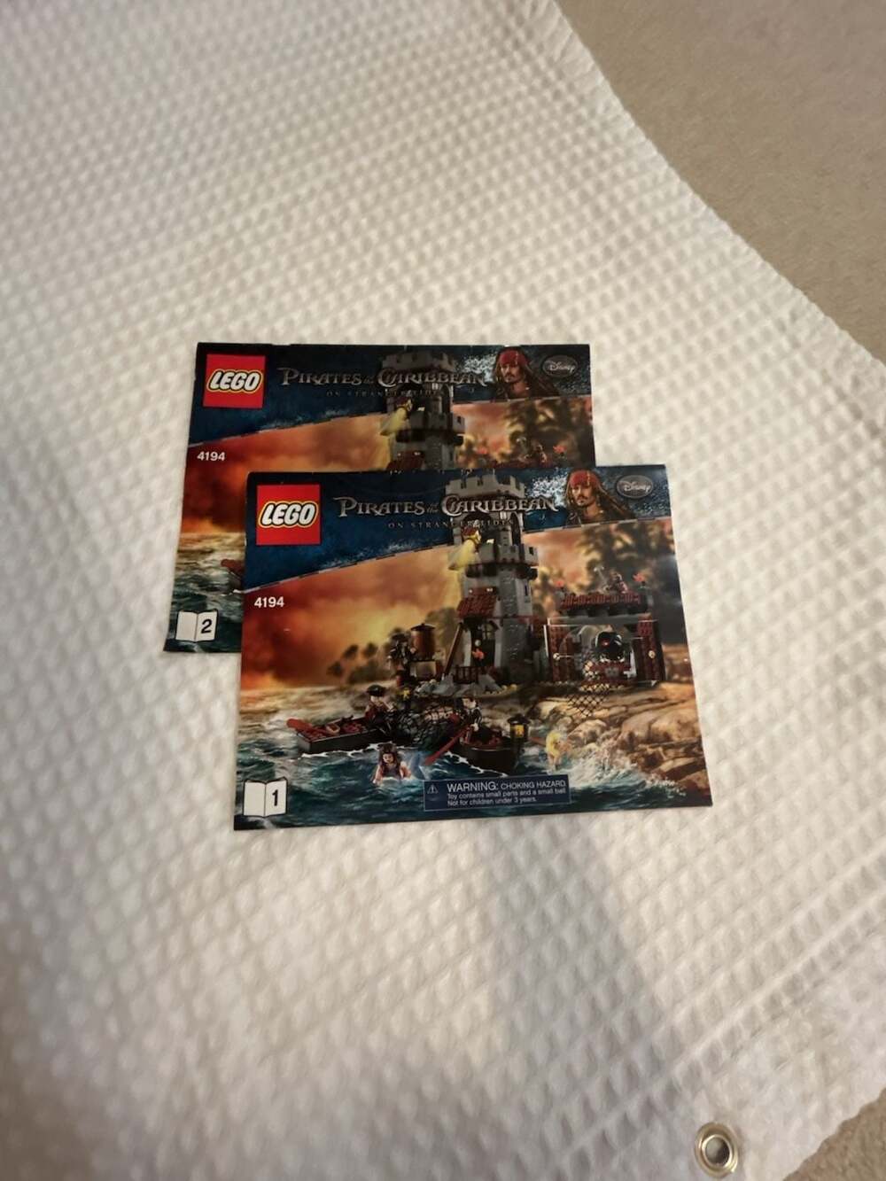 LEGO Pirates of the Caribbean Whitecap Bay Set 4194 Instruction Manuals